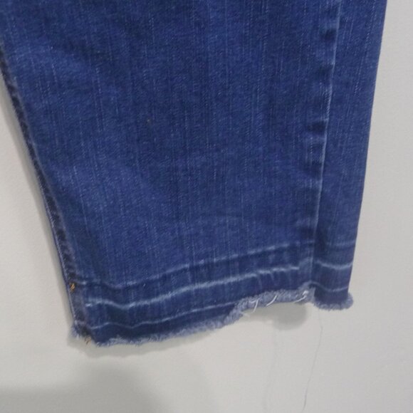 SIZE 20 PETITE STRAIGHT LEG JEANS WITH STRETCH - Picture 2 of 6